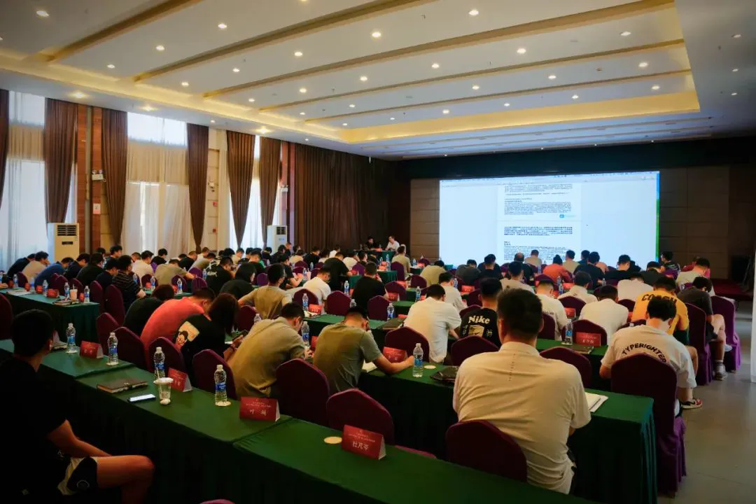 如何在篮球训练中有效运用激励手段_0